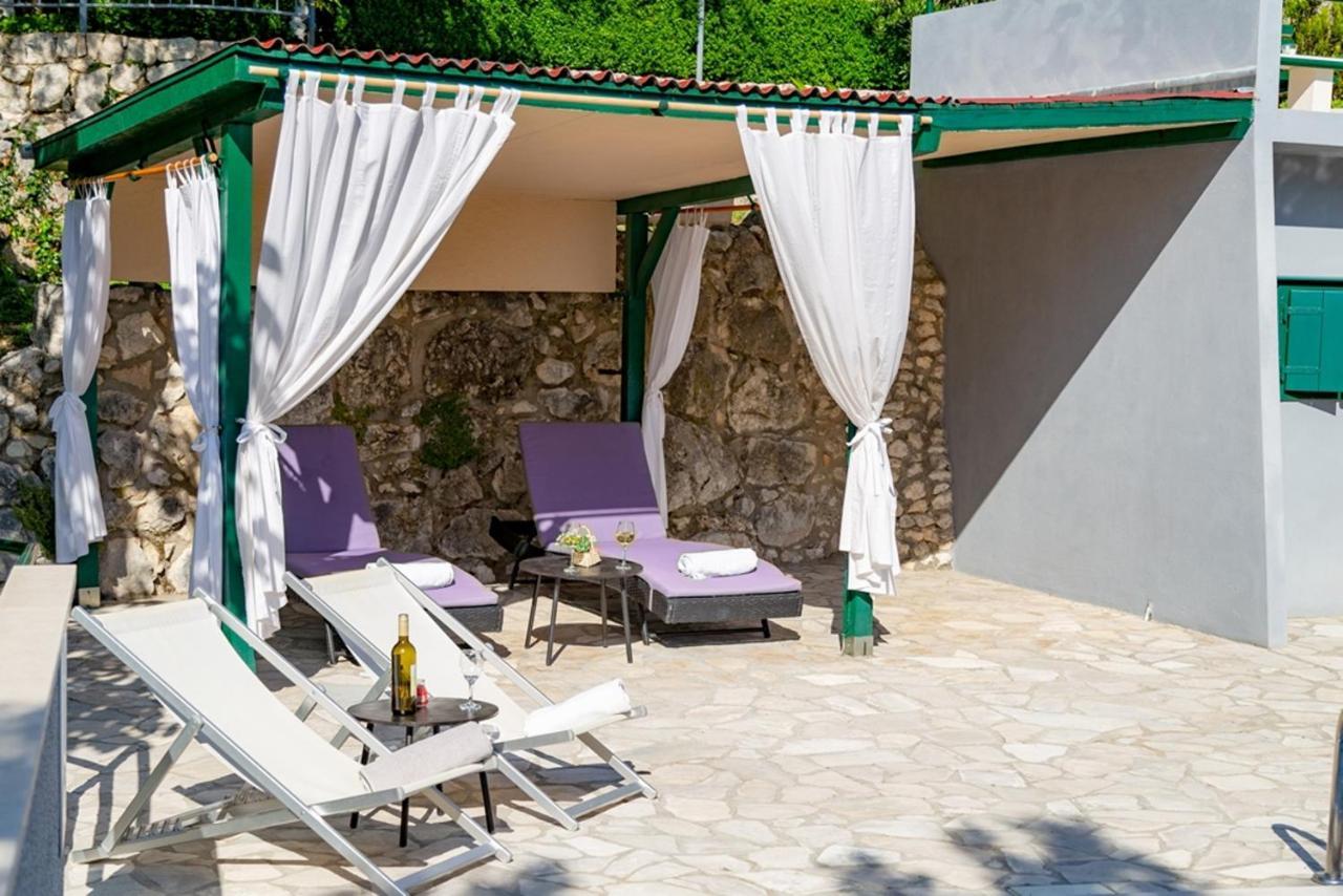 Stone House Nikolina With Heated Pool Villa Bast Exteriör bild